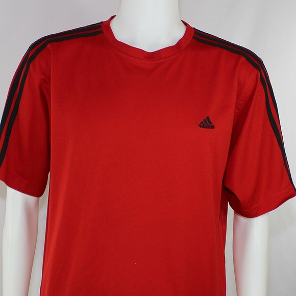 red shirt with black lines